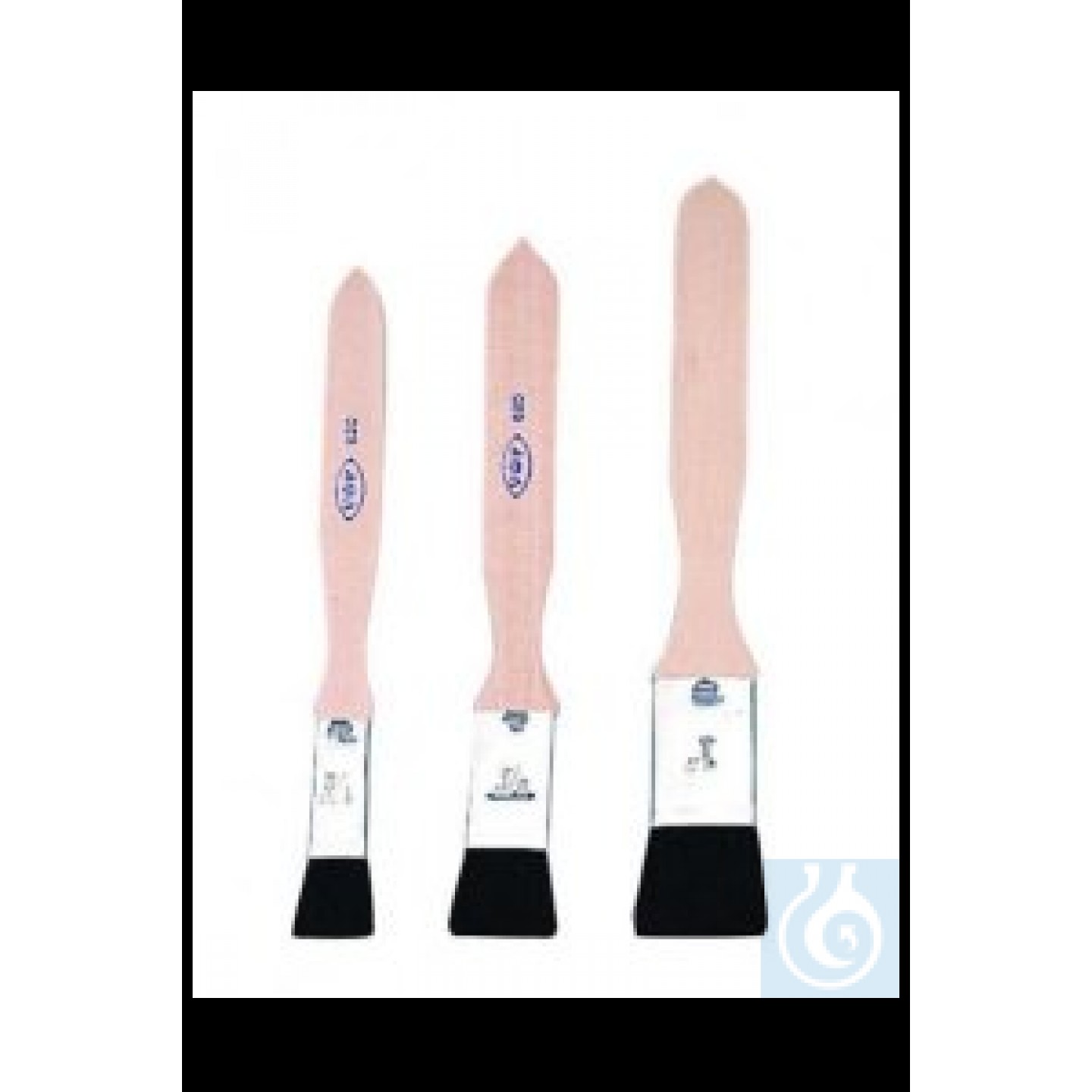 Saç fırçaları,geniş, ayı kılı, düz sap genişliği 19,0 mm, saç uzunluğu 18 mm...