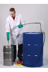 Ayak kontrollü solvent pompası Solvent pompası ayakla çalıştırılır Doldurmak için...